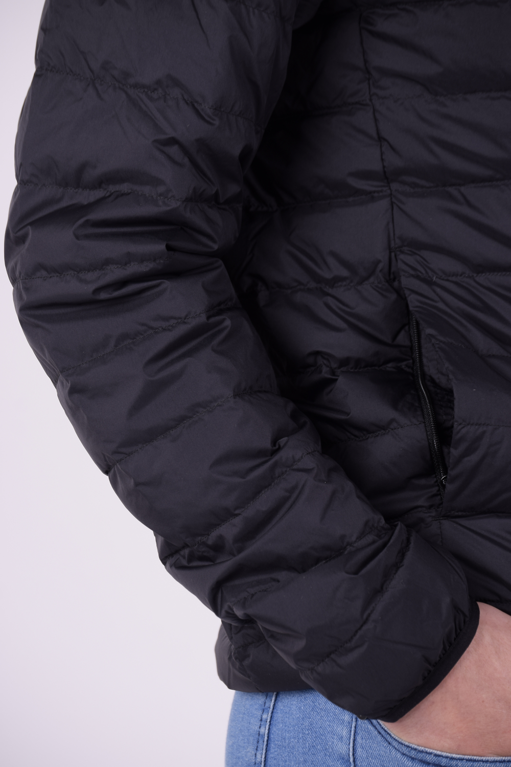 Campera Uniqlo Ultra Light Down Sin Capucha Negro - Imagen 5