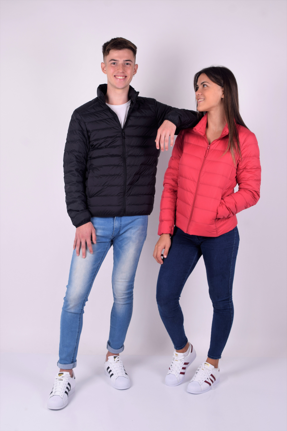 Campera Uniqlo Ultra Light Down Sin Capucha Negro - Imagen 8