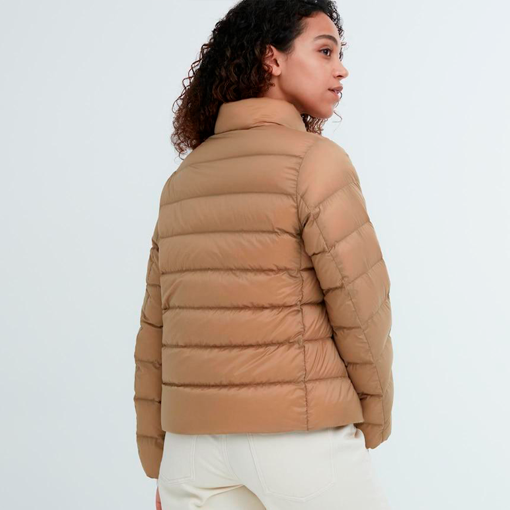 Campera Uniqlo Ultra Light Down Sin Capucha Mujer Beige - Imagen 3